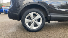 Nissan Qashqai 1.3 DiG-T Acenta Premium 5dr Petrol Hatchback